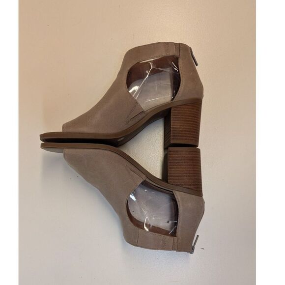 Lucky Brand Tarrinax Block Heel, size 8.5 - Picture 8 of 12